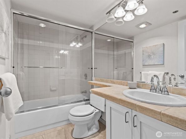 121 Vine Street 2405, Seattle WA 98121