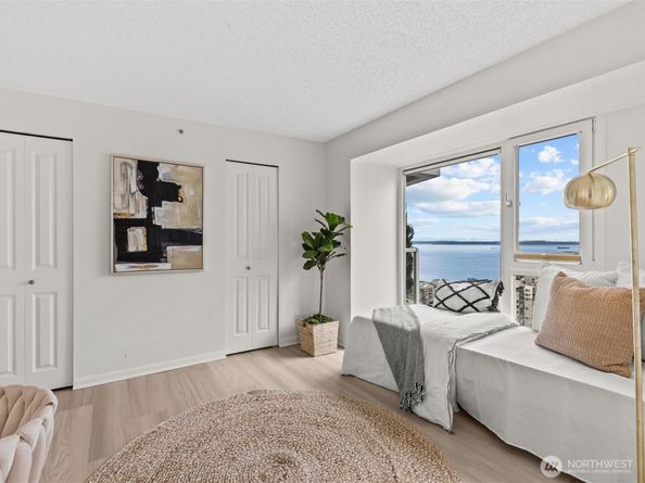 121 Vine Street 2405, Seattle WA 98121