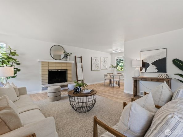 13726 SE 24th Street, Bellevue WA 98005