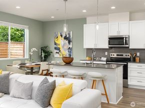 1510 Hollow Dale Place D, Everett WA 98204