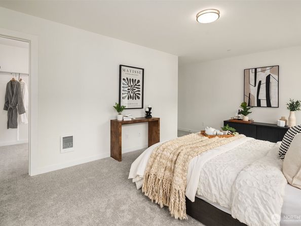 1510 Hollow Dale Place D, Everett WA 98204