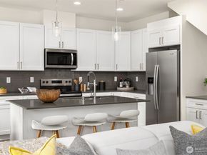 1510 Hollow Dale Place D, Everett WA 98204
