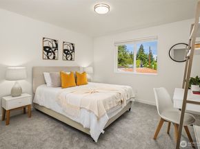 1510 Hollow Dale Place D, Everett WA 98204