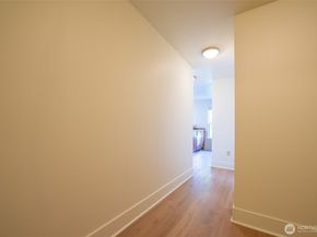1550 Eastlake Avenue E 201, Seattle WA 98102