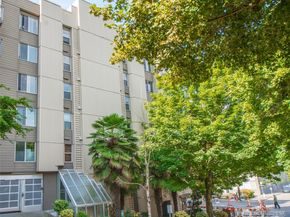 1550 Eastlake Avenue E 201, Seattle WA 98102