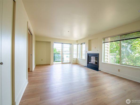 1550 Eastlake Avenue E 201, Seattle WA 98102
