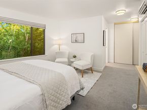 7850 E Green Lake Drive N 301, Seattle WA 98103