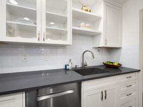 7850 E Green Lake Drive N 301, Seattle WA 98103
