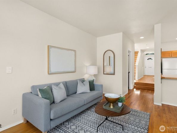 212 27th Avenue E, Seattle WA 98112