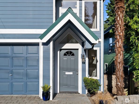 212 27th Avenue E, Seattle WA 98112