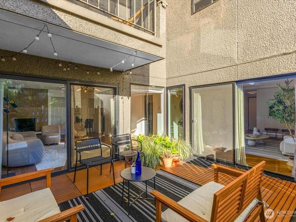 654 W Olympic Place 101, Seattle WA 98119