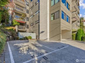 654 W Olympic Place 101, Seattle WA 98119