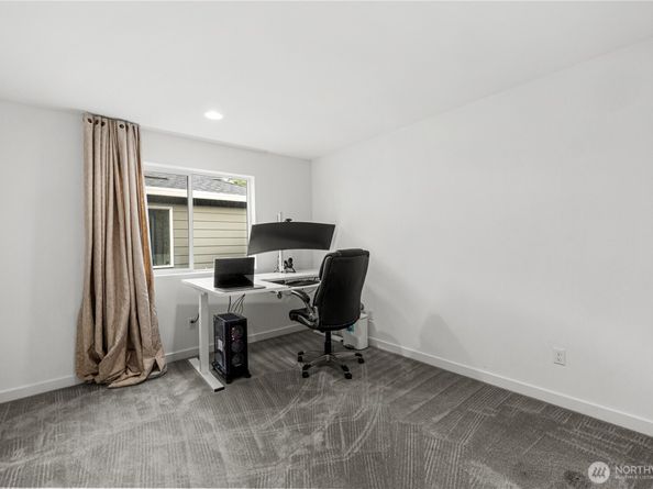 1124 133rd Place SW, Everett WA 98204