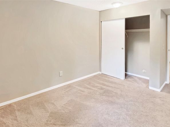 8823 Holly Drive H103, Everett WA 98208