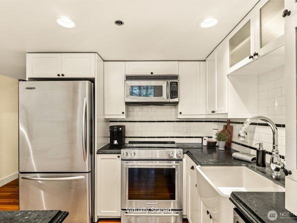 201 Galer Street 334, Seattle WA 98109
