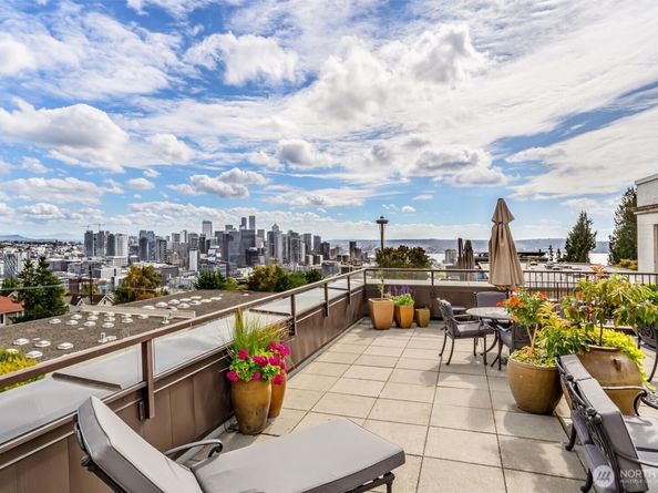 201 Galer Street 334, Seattle WA 98109