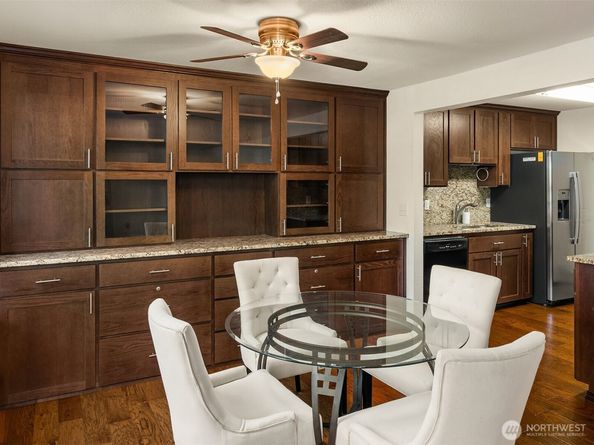 1722 SW 318th Place 41A, Federal Way WA 98023