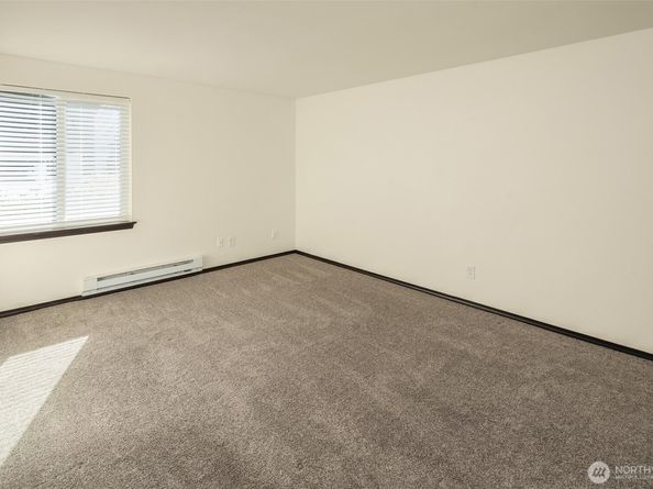 1722 SW 318th Place 41A, Federal Way WA 98023