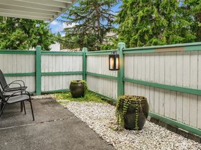 1722 SW 318th Place 41A, Federal Way WA 98023