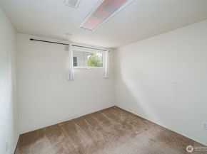 329 NE 51st Street, Seattle WA 98105