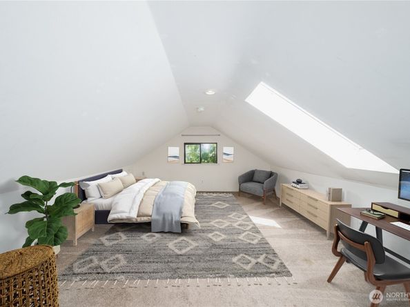 329 NE 51st Street, Seattle WA 98105