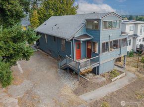 329 NE 51st Street, Seattle WA 98105