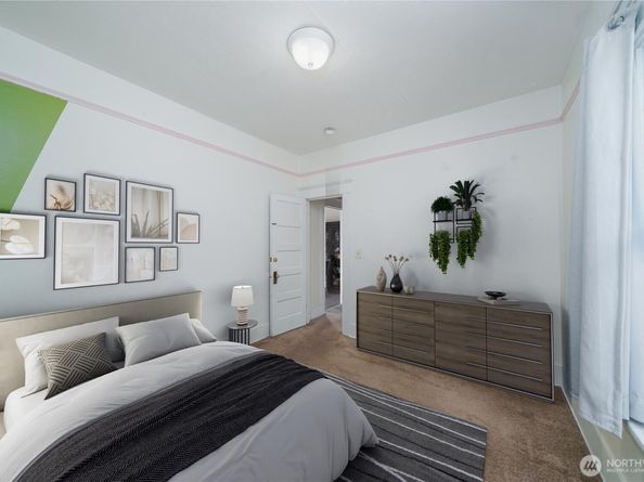 329 NE 51st Street, Seattle WA 98105