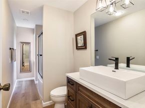 17606 NE 27th Street, Redmond WA 98052