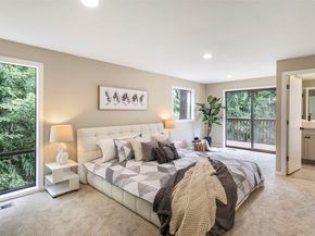 17606 NE 27th Street, Redmond WA 98052