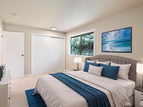 17606 NE 27th Street, Redmond WA 98052