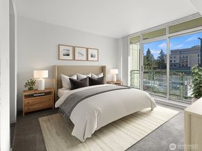 1188 106th Avenue NE 222, Bellevue WA 98004