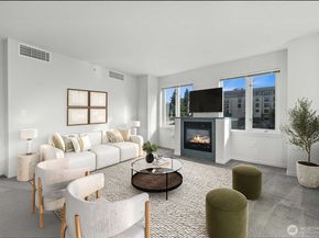 1188 106th Avenue NE 222, Bellevue WA 98004