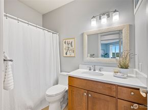 6405 NE 129th Place, Kirkland WA 98034