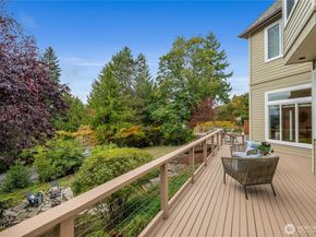 6405 NE 129th Place, Kirkland WA 98034
