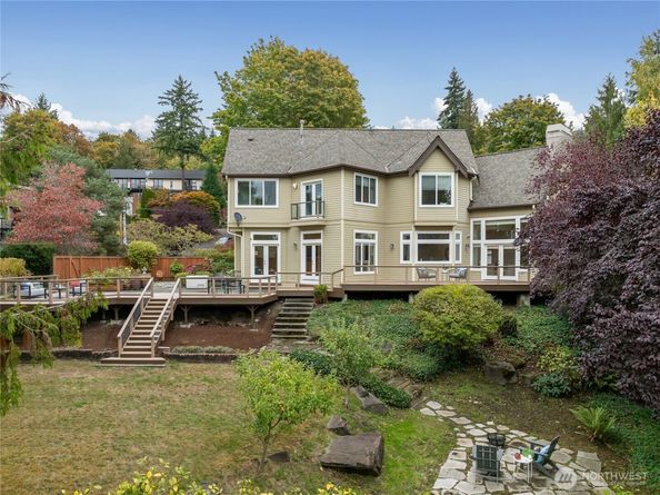 6405 NE 129th Place, Kirkland WA 98034