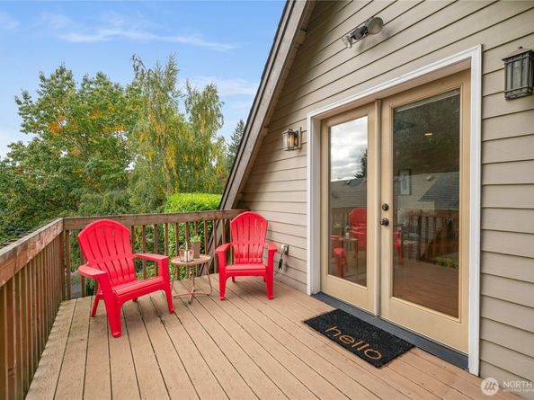 6405 NE 129th Place, Kirkland WA 98034