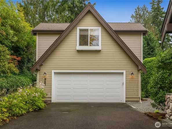 6405 NE 129th Place, Kirkland WA 98034