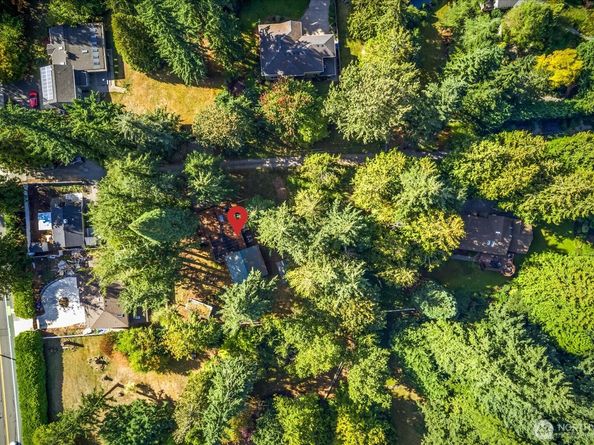 1910 220th Avenue SE, Sammamish WA 98075