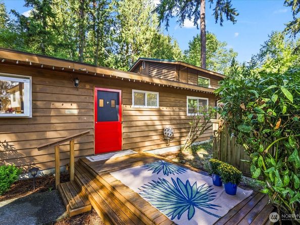 1910 220th Avenue SE, Sammamish WA 98075