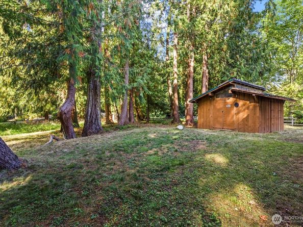 1910 220th Avenue SE, Sammamish WA 98075