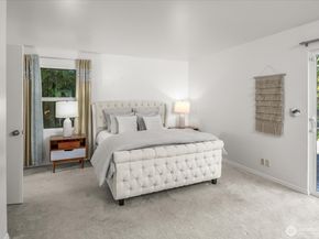 1910 220th Avenue SE, Sammamish WA 98075