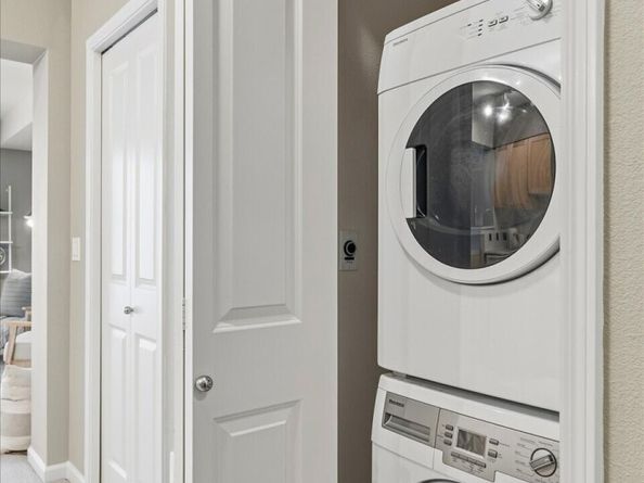 1525 NW 57th Street 429, Seattle WA 98107