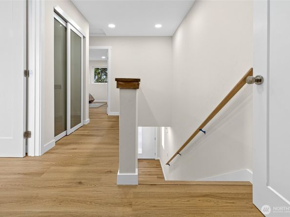 1401 N 137th Street, Seattle WA 98133