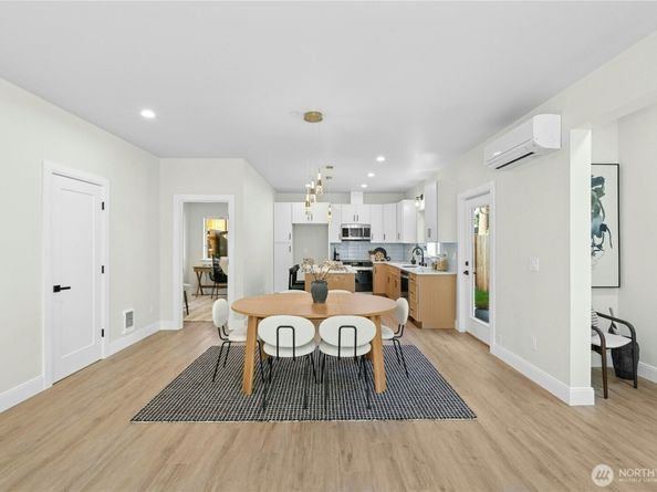 8510 Shadow Wood Drive B, Everett WA 98208