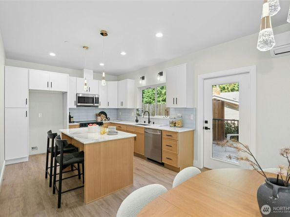 8510 Shadow Wood Drive B, Everett WA 98208