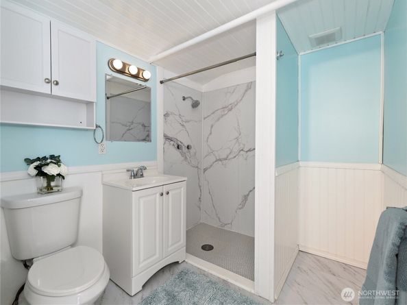 6042 NE 200th Street, Kenmore WA 98028