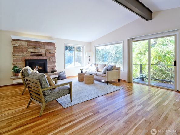 6042 NE 200th Street, Kenmore WA 98028
