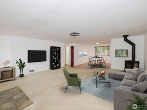 7600 Sandy Way NE, Poulsbo WA 98370