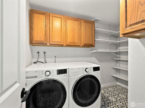200 Mountain Park Boulevard SW A103, Issaquah WA 98027
