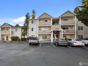 1001 W Casino Road F105, Everett WA 98204